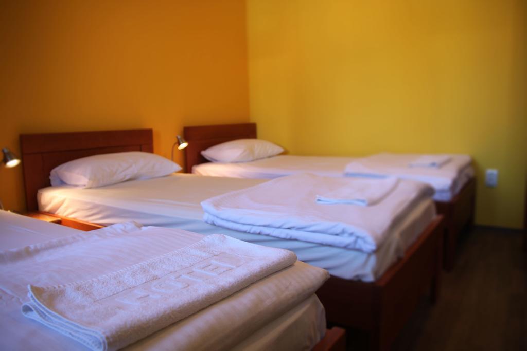 Rooms Gat Subotica Exterior photo