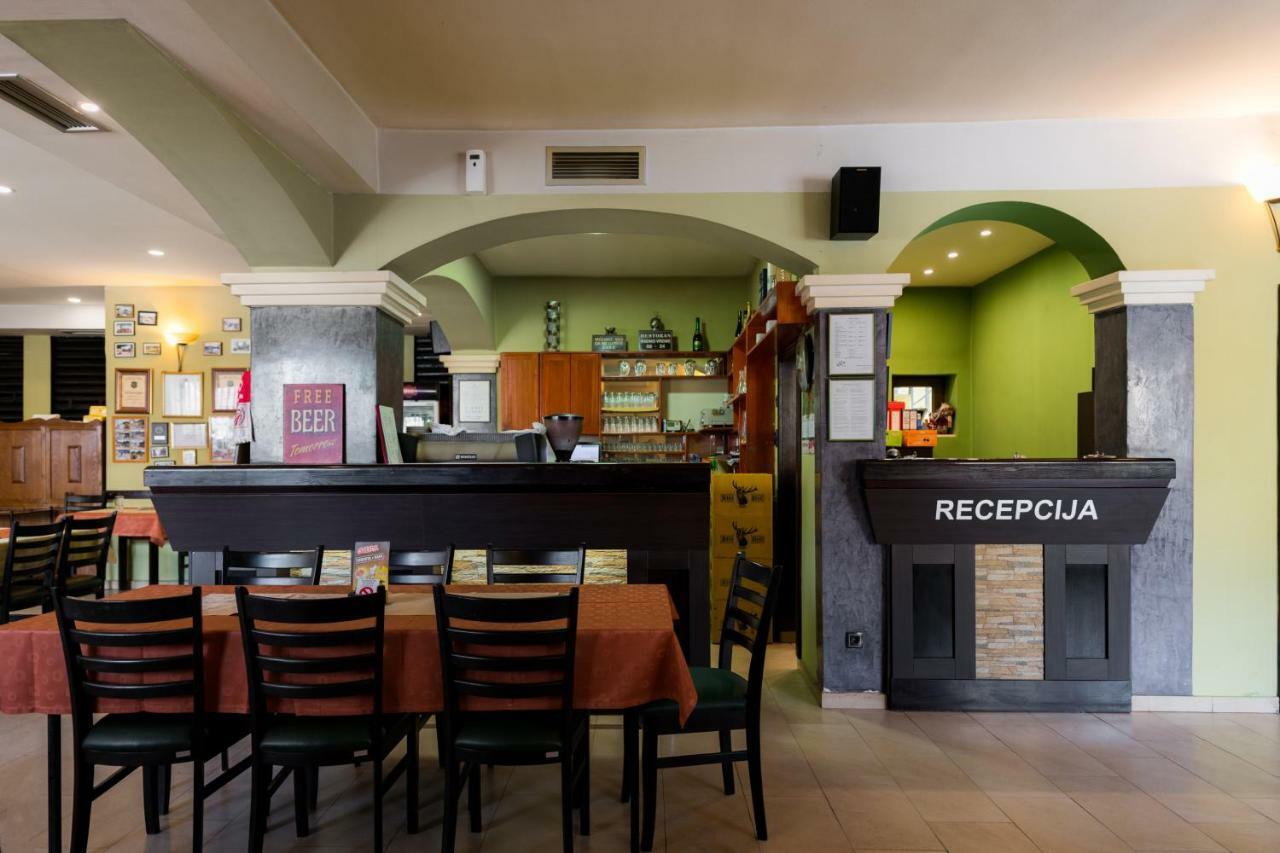 Rooms Gat Subotica Exterior photo