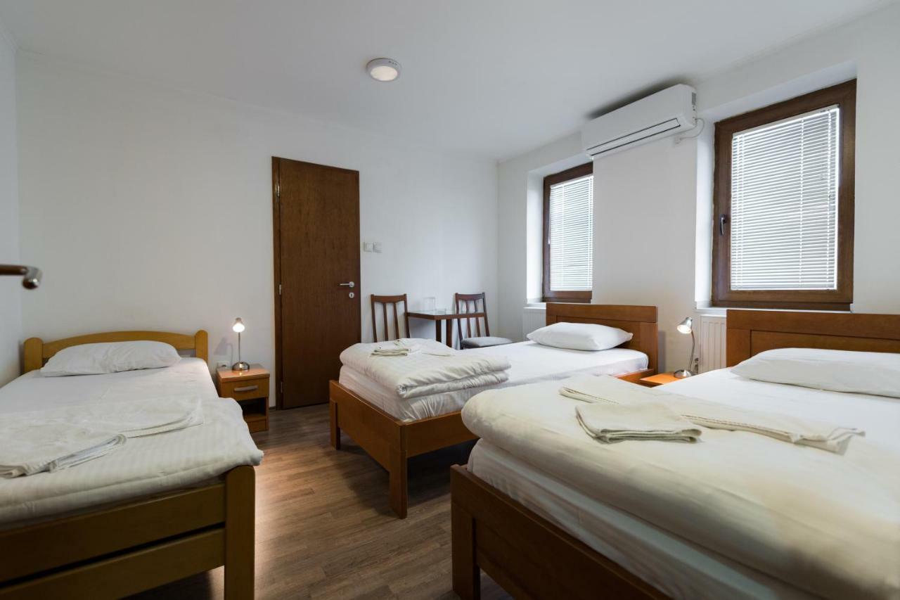 Rooms Gat Subotica Exterior photo